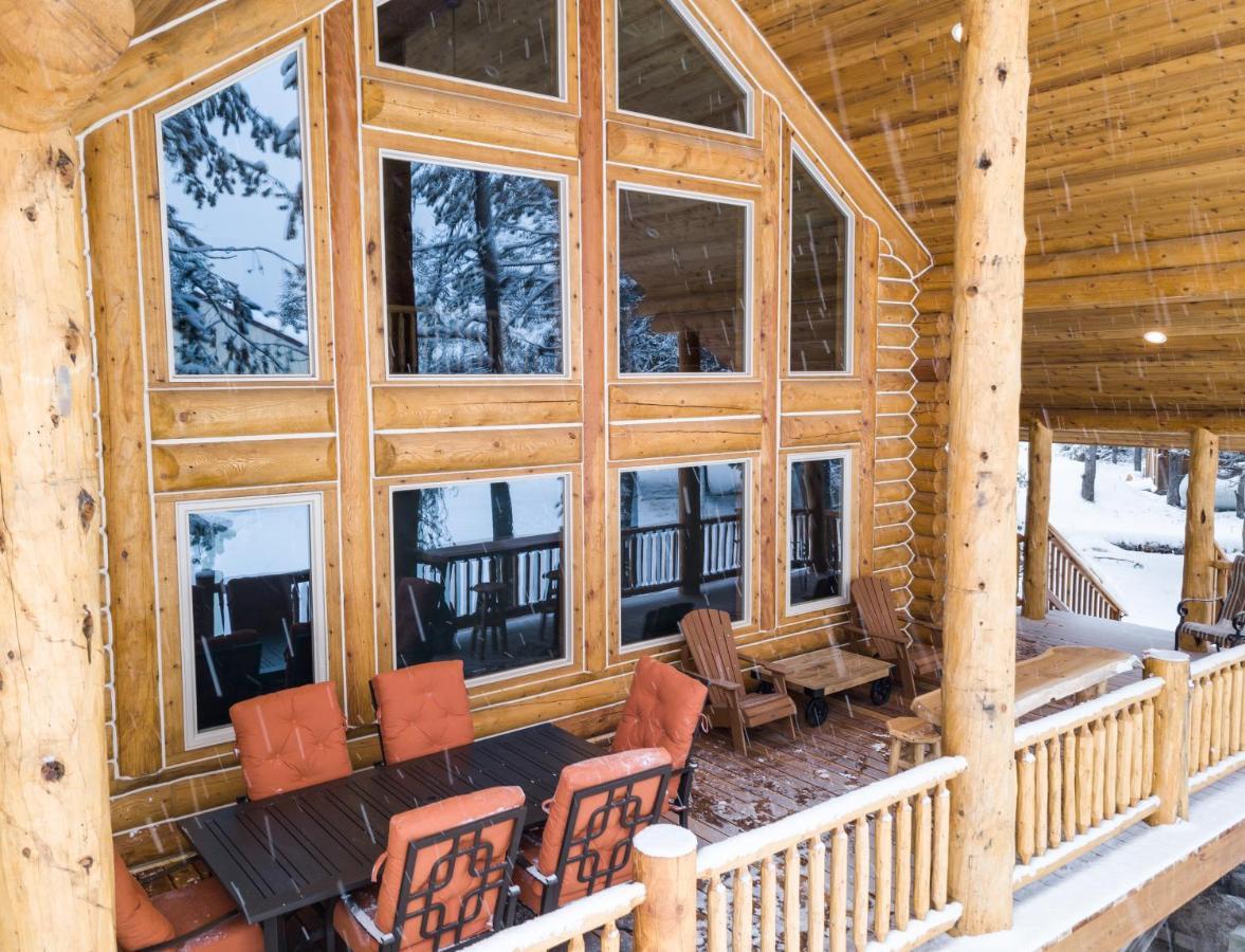 Lumberjack Lodge By Kabino Hot Tub Fire Pit Satellite Wifi Grill Large Porch Island Park Luaran gambar